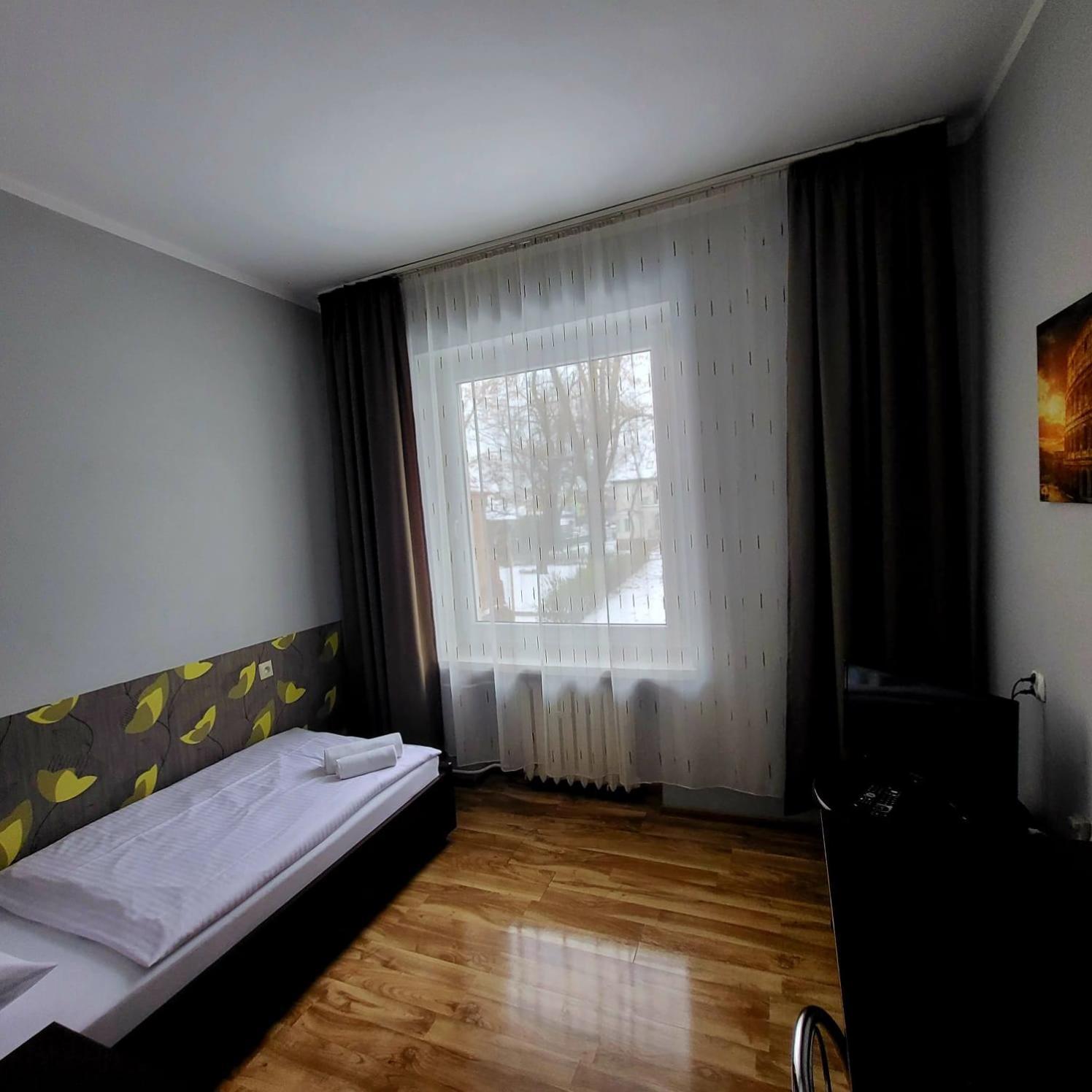 Hotel Piast Mysliborz Exterior photo