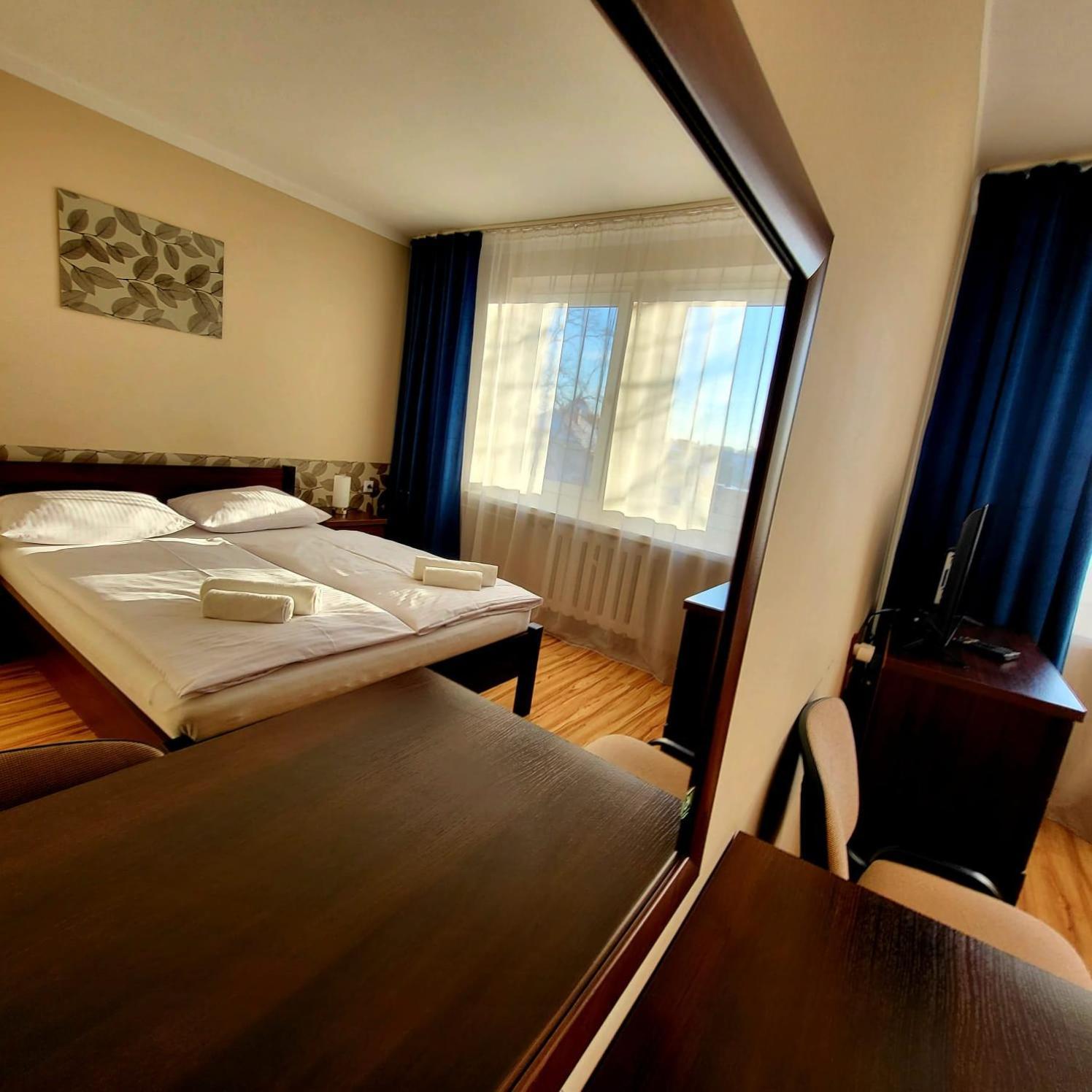 Hotel Piast Mysliborz Exterior photo